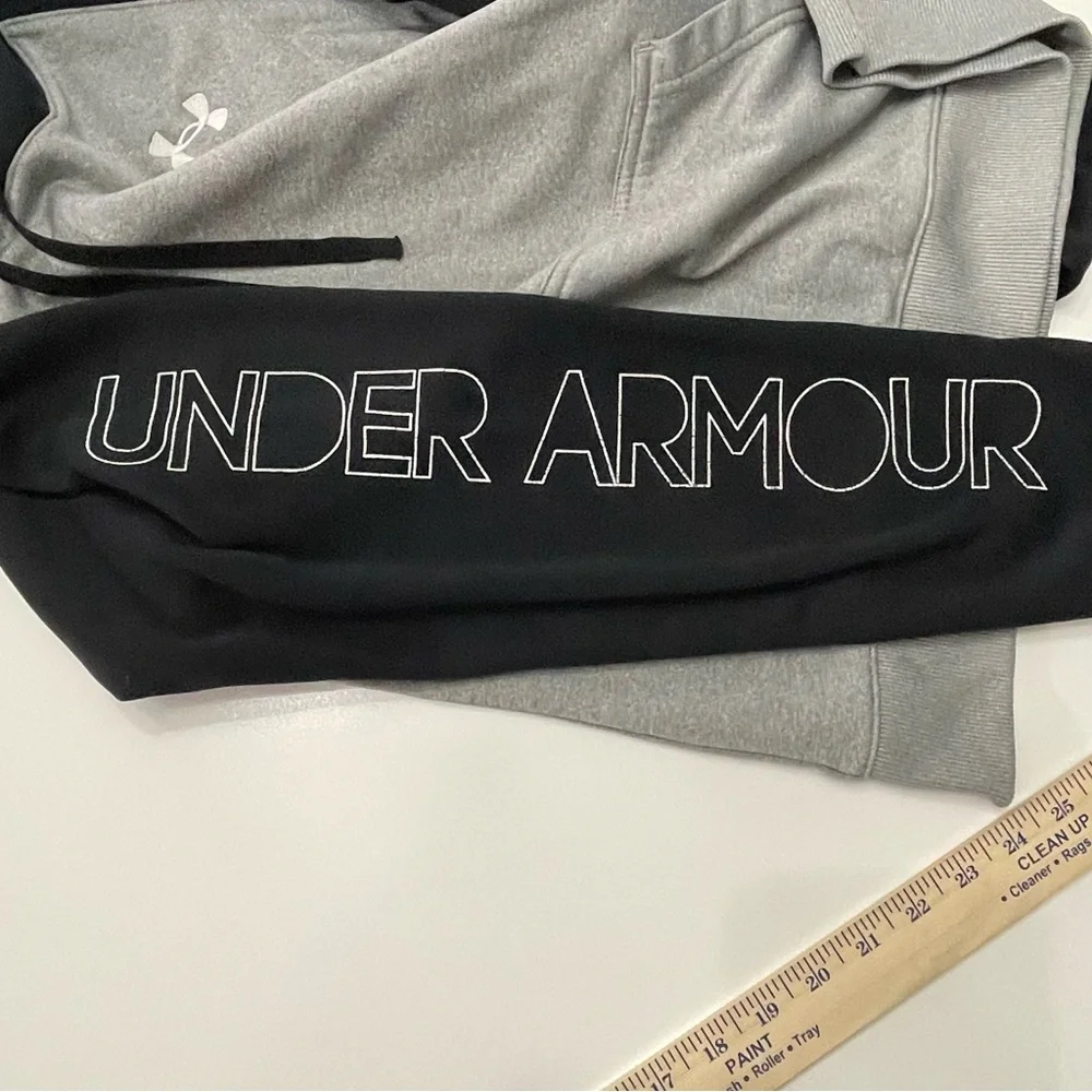 Under Armour Black Gray Hoodie Sweatshirt Mens M Long Sleeve College Athletics